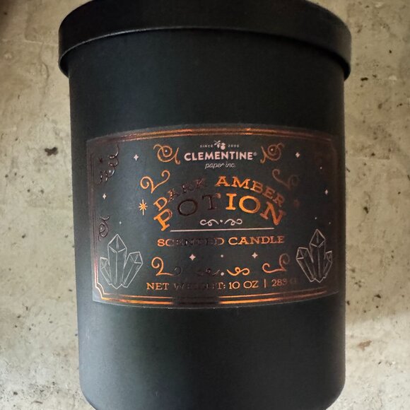 CLEMENTINE DARK AMBER POTION SCENTED CANDLE 10 Oz NEW Scent: Dark Amber Potion 1 - Picture 1 of 4